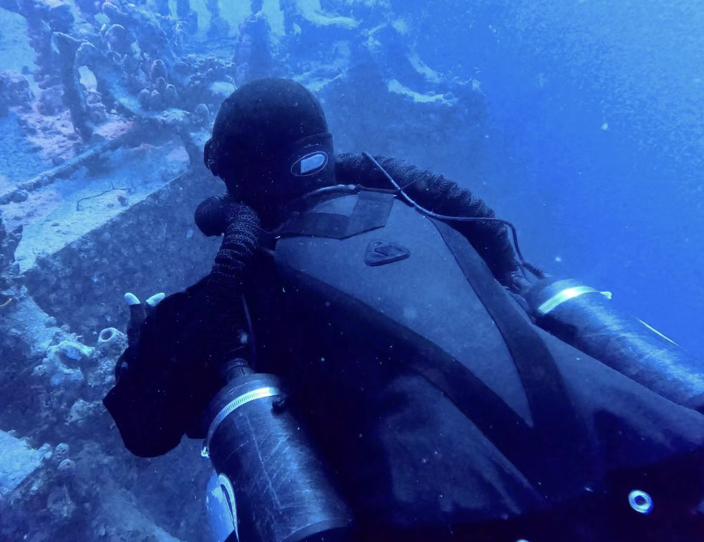 Black Manta Sidemount BCD